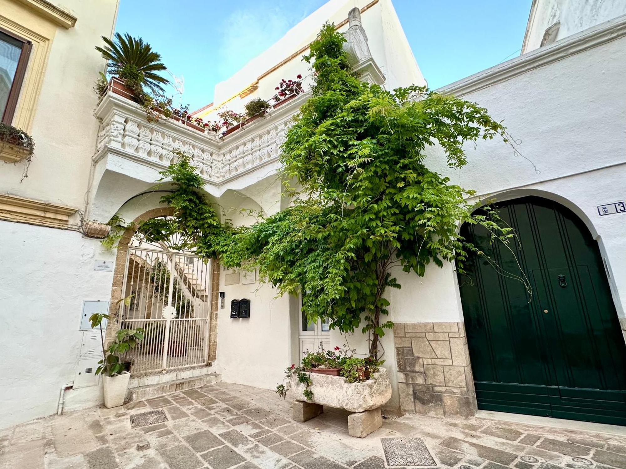 Palazzo Piccioli Hotel Gallipoli Exterior foto